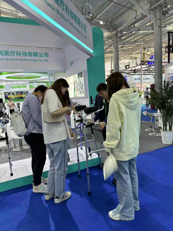 聚焦北京 辅具创新！钰民医疗科技亮相2023中国国际福祉博览会
